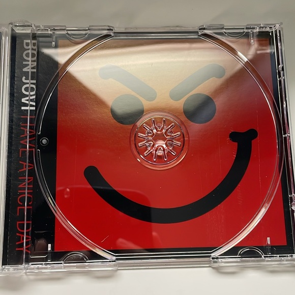 ๐ฟ Bon Jovi CDs Bundle - Cross Road and Have A Nice Day - Picture 8 of 17